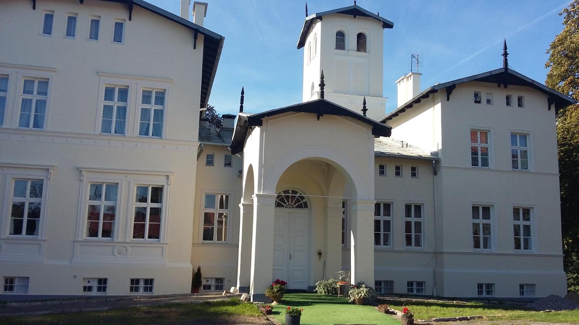 Agroturystyka "Palac W Janowie" Oda fotoğraf