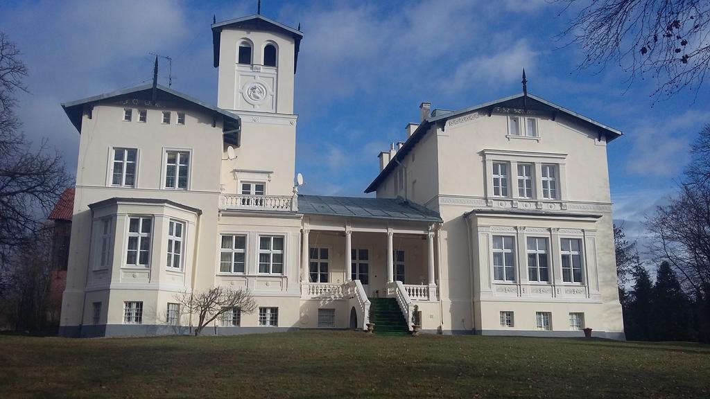 Agroturystyka "Palac W Janowie" Dış mekan fotoğraf